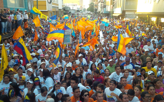 FOTOS: Candidatos de Voluntad Popular continúan el cierre de campaña de cara al 6D