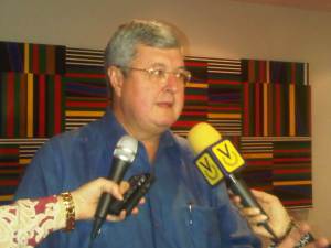 Movimiento Ecológico pide renuncia de Padrino López y su alto mando militar