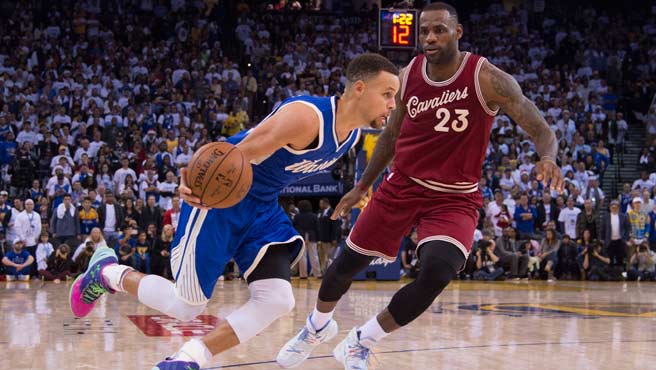 Golden State le pasó por encima a Cleveland