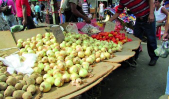 El 2016 llegó con altos precios al mercado de Puerto La Cruz