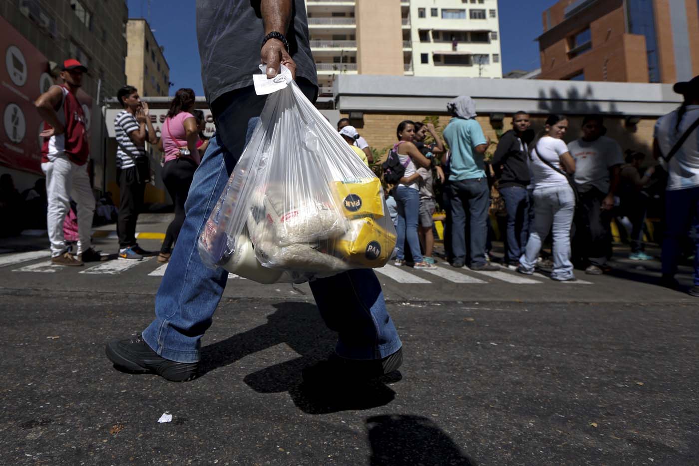 Canasta Alimentaria Familiar subió a 383.925,20 bolívares en agosto