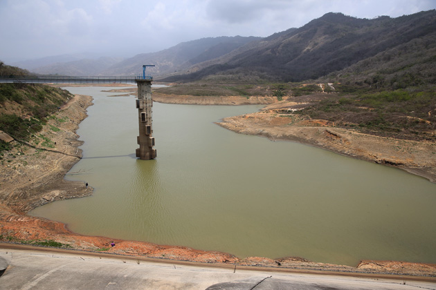 Embalse de Canoabo, en el Estado Carabobo. Foto Hablando de Poder agosto 2015