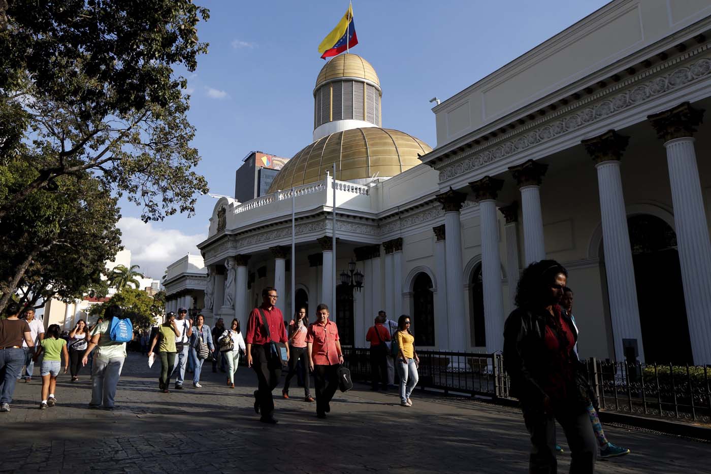 Ejecutivo viola la Constitución al no presentar Memoria y Cuenta en la AN