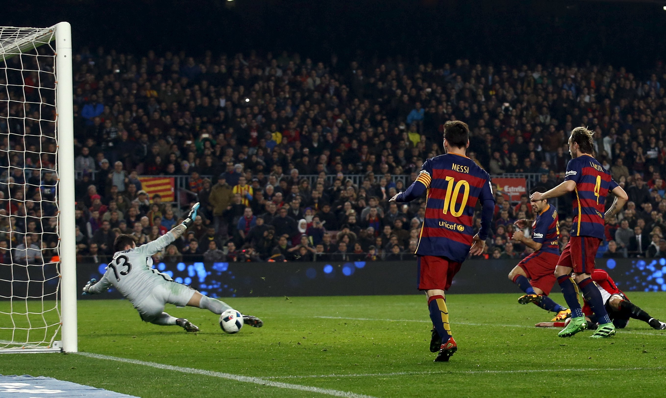 El Barcelona gana 3-1 al Athletic y avanza a las semifinales de la Copa del Rey