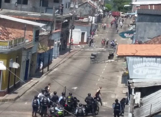 Reportan varios estudiantes heridos tras protestas en la Ucat (Fotos)