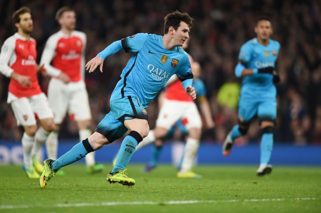 Football Soccer - Arsenal v FC Barcelona - UEFA Champions League Round of 16 First Leg - Emirates Stadium, London, England - 23/2/16 Lionel Messi scores the second goal for Barcelona from the penalty spot Action Images via Reuters / Tony O'Brien Livepic EDITORIAL USE ONLY.