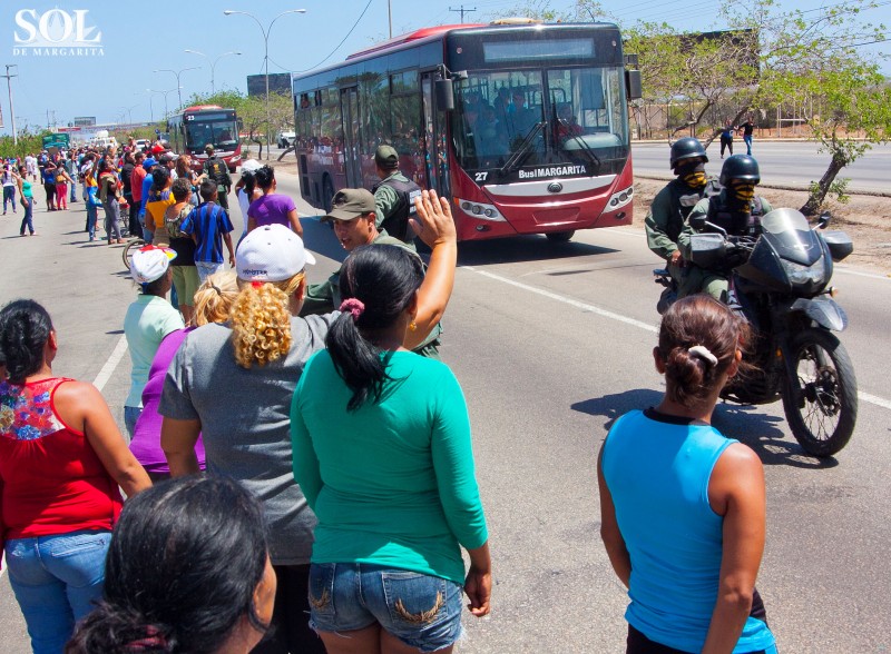 Así fue el traslado de los presos de la cárcel San Antonio en Margarita (fotos)