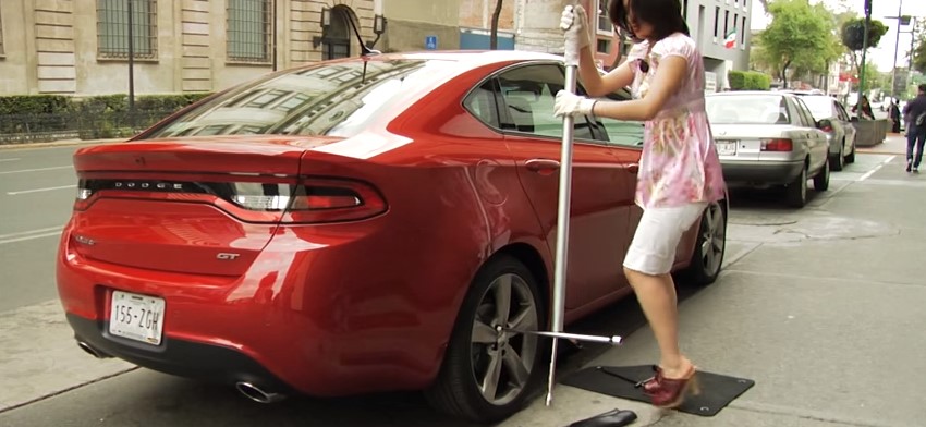 Consejos básicos de mecánica automotriz para mujeres (Video)