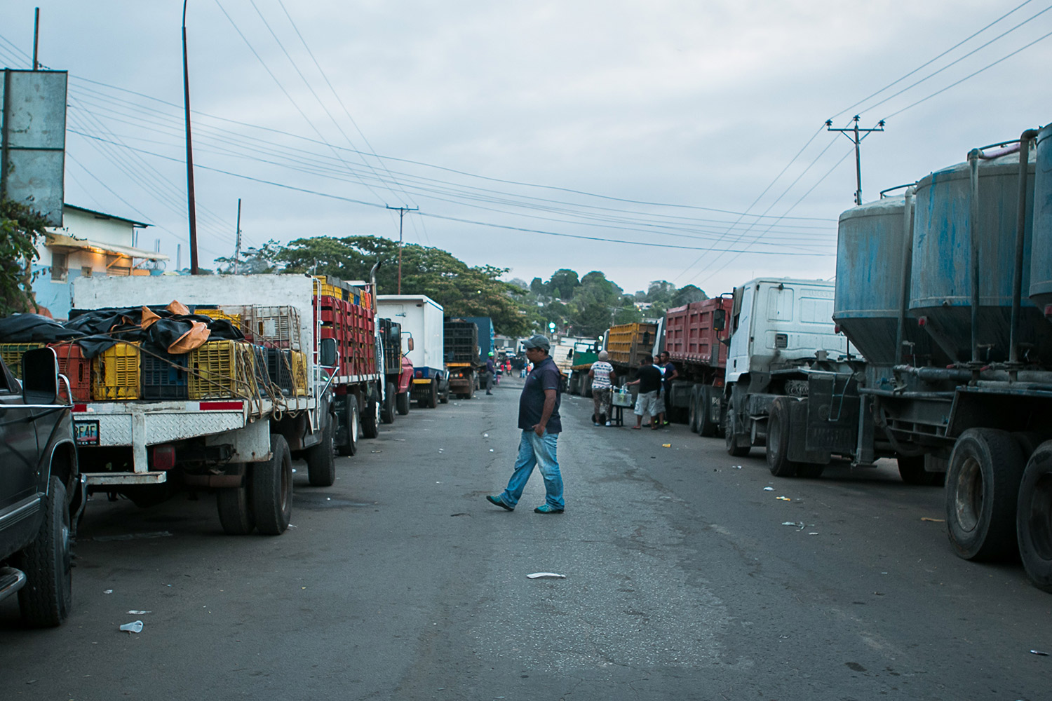 Continúa protesta por desaparición de mineros en Tumeremo