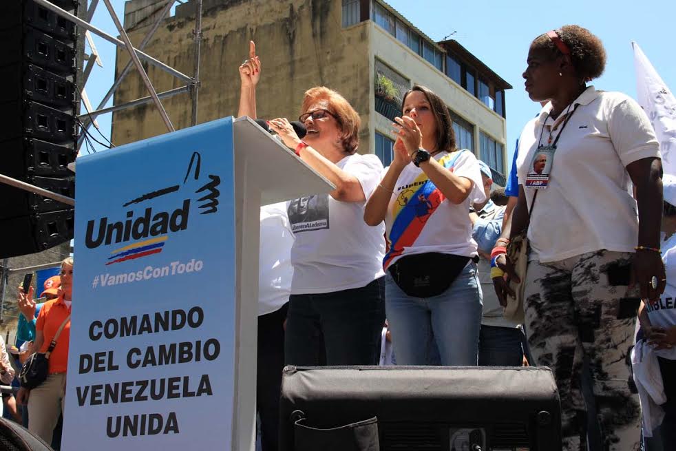 Helen Fernández: Alzamos la voz por la libertad del alcalde Ledezma y por los derechos de los venezolanos