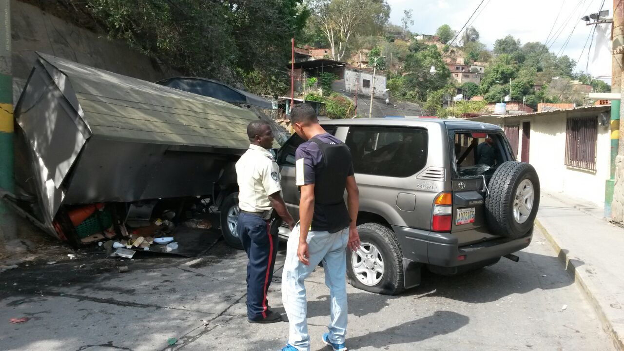 Abatidos dos secuestradores y rescatada una víctima por Polizamora