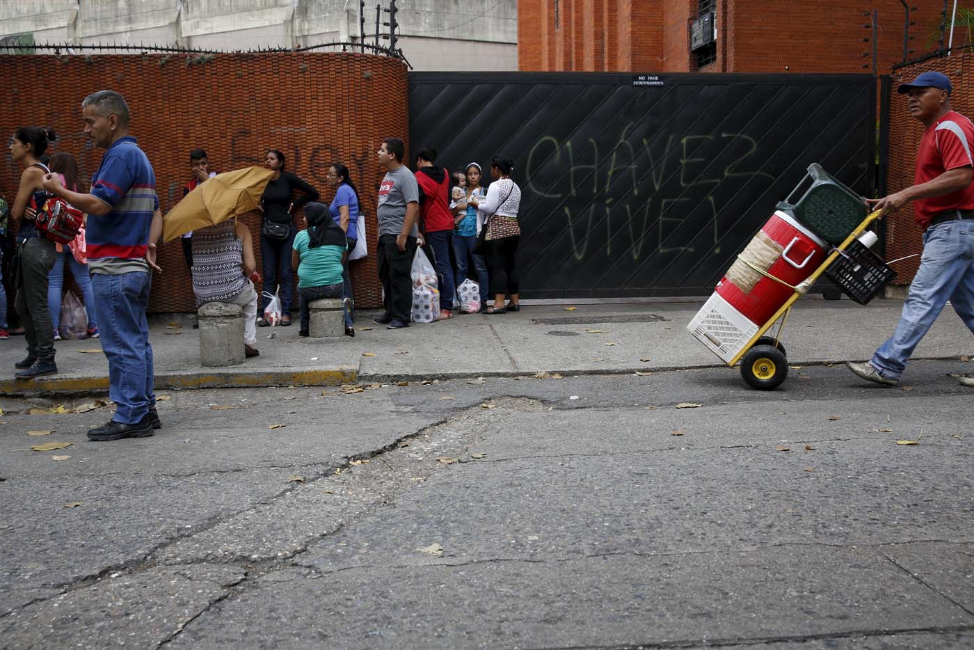 Medidas para la “emergencia” de un agonizante proyecto socialista