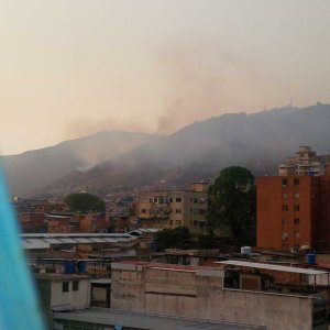 Reportan incendio en El Ávila (Foto)
