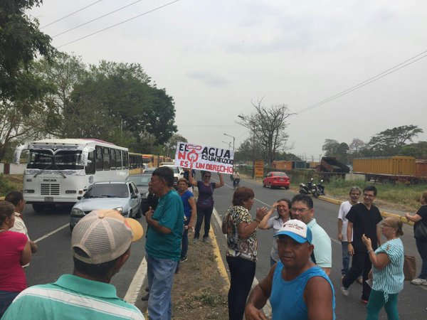 Portuguesa protesta tras cuatro meses sin suministro de agua