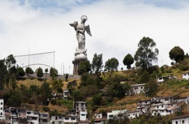 a Virgen de Quito es la principal atracción de El Panecillo. Foto Wikicommons Este contenido ha sido publicado originalmente por Diario EL COMERCIO en la siguiente dirección: http://www.elcomercio.com/tendencias/destinos-quito-turismo-travelerguides-ecuador.html. Si está pensando en hacer uso del mismo, por favor, cite la fuente y haga un enlace hacia la nota original de donde usted ha tomado este contenido. ElComercio.com