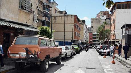 Cerrada calle Guaicaipuro de Chacao por trabajos de construcción #9A