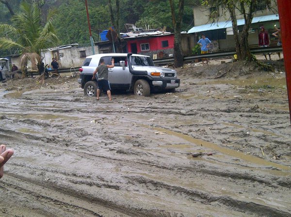 Guarenas sufre por las lluvias