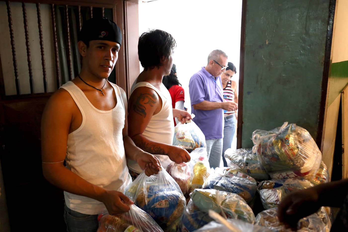 Clap y fuerzas militares vigilarán distribución de alimentos