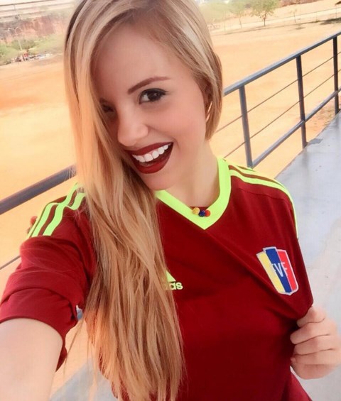 Esta rubia buenota se robó el corazón de Juan Arango y desata euforia en Instagram (Fotos)