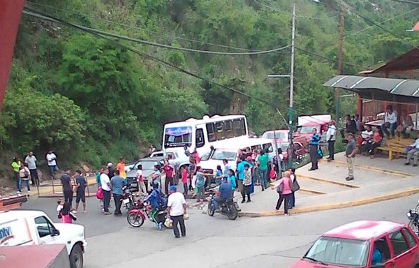 LA vega protesta comida