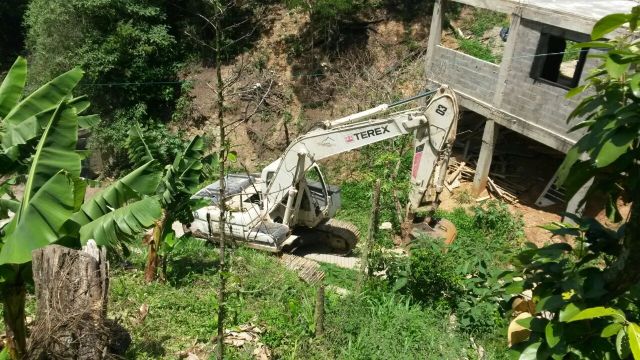 El 24 de julio de 2015, la GNB y PNB desalojó a los habitantes de la Ensenada  y destruyó las casas en la Panamericana