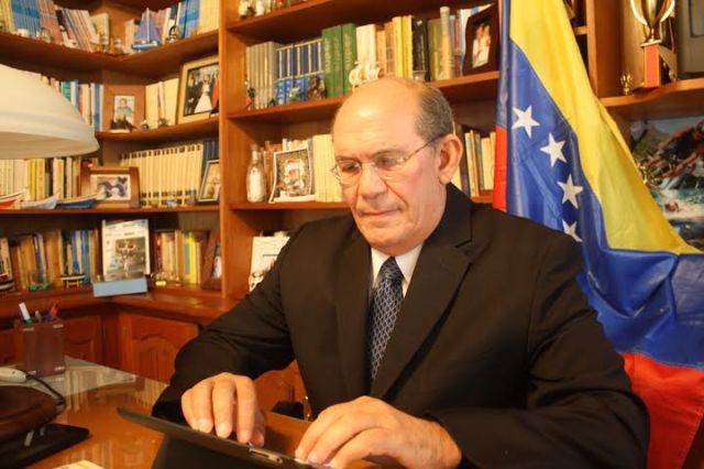 Omar González