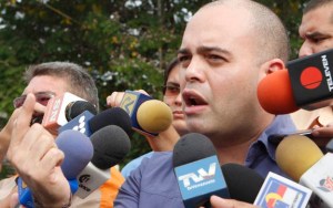 Leonardo Fernández: Los CLAP son otro invento del Gobierno para distribuir la crisis