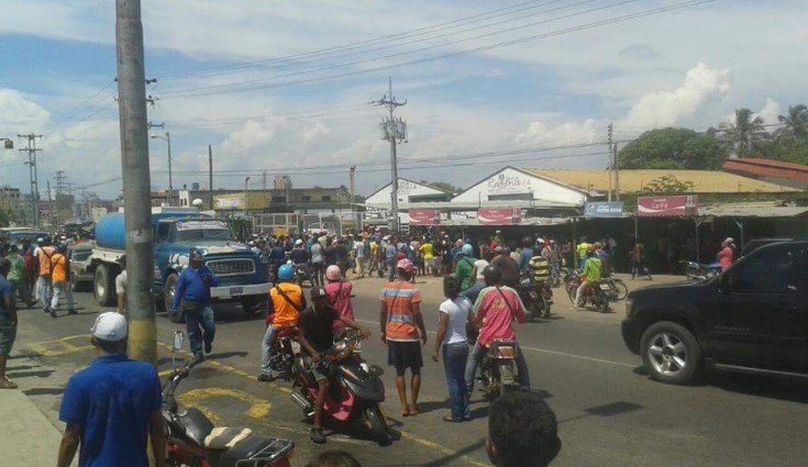 Reportan intento de saqueo en Tucacas este #8Jun