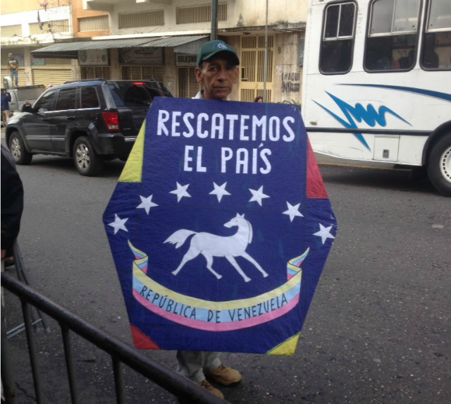 #24Jun: Caracas dice presente en el último día para la validación de firmas