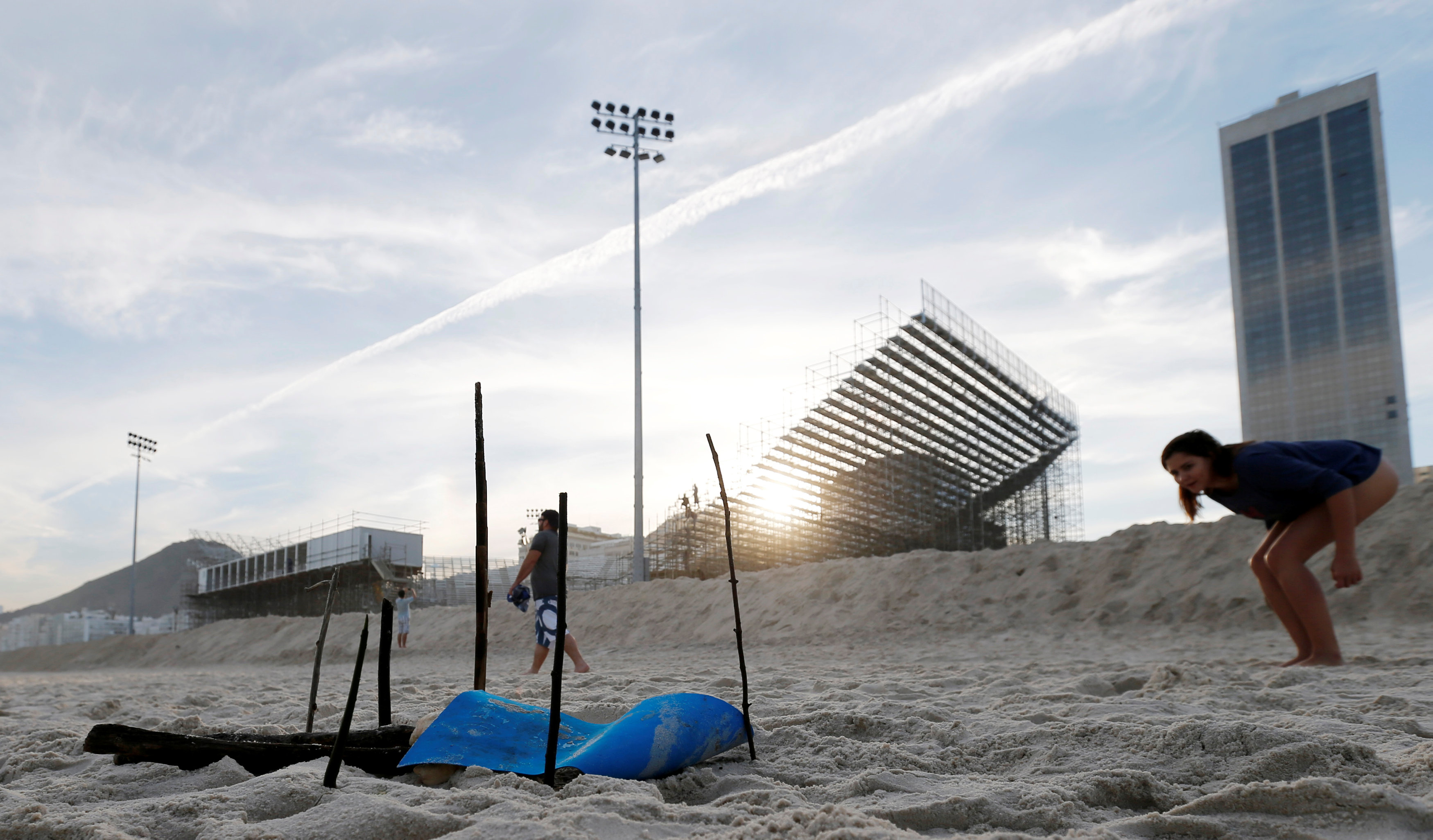 Hallan cuerpo descuartizado cerca del complejo olímpico vóleibol playa en Río (fotos)