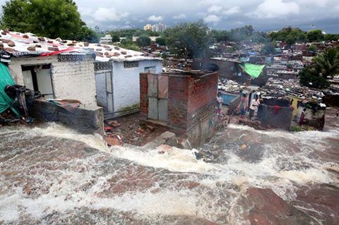 Unos 15 muertos y más de 130.000 afectados dejan lluvias en la India