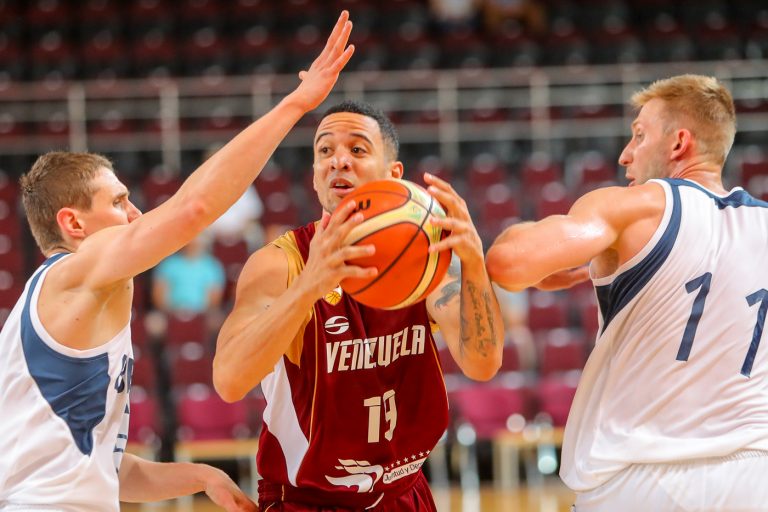 Selección nacional de baloncesto venció a Bielorrusia en amistoso a Río 2016