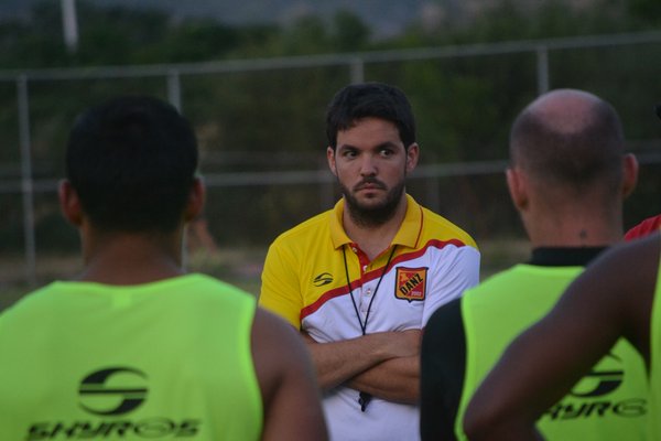 El argentino Nicolás Larcamón. Foto:  ?@Dvo_Anzoategui  