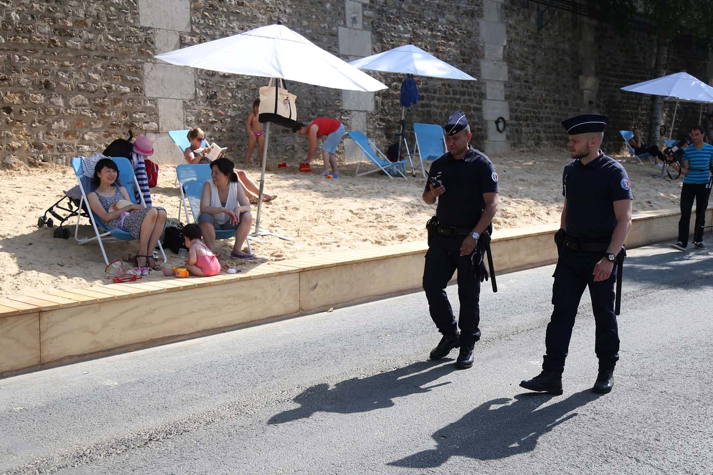 París se va a la playa a orillas del Sena con seguridad reforzada (fotos)