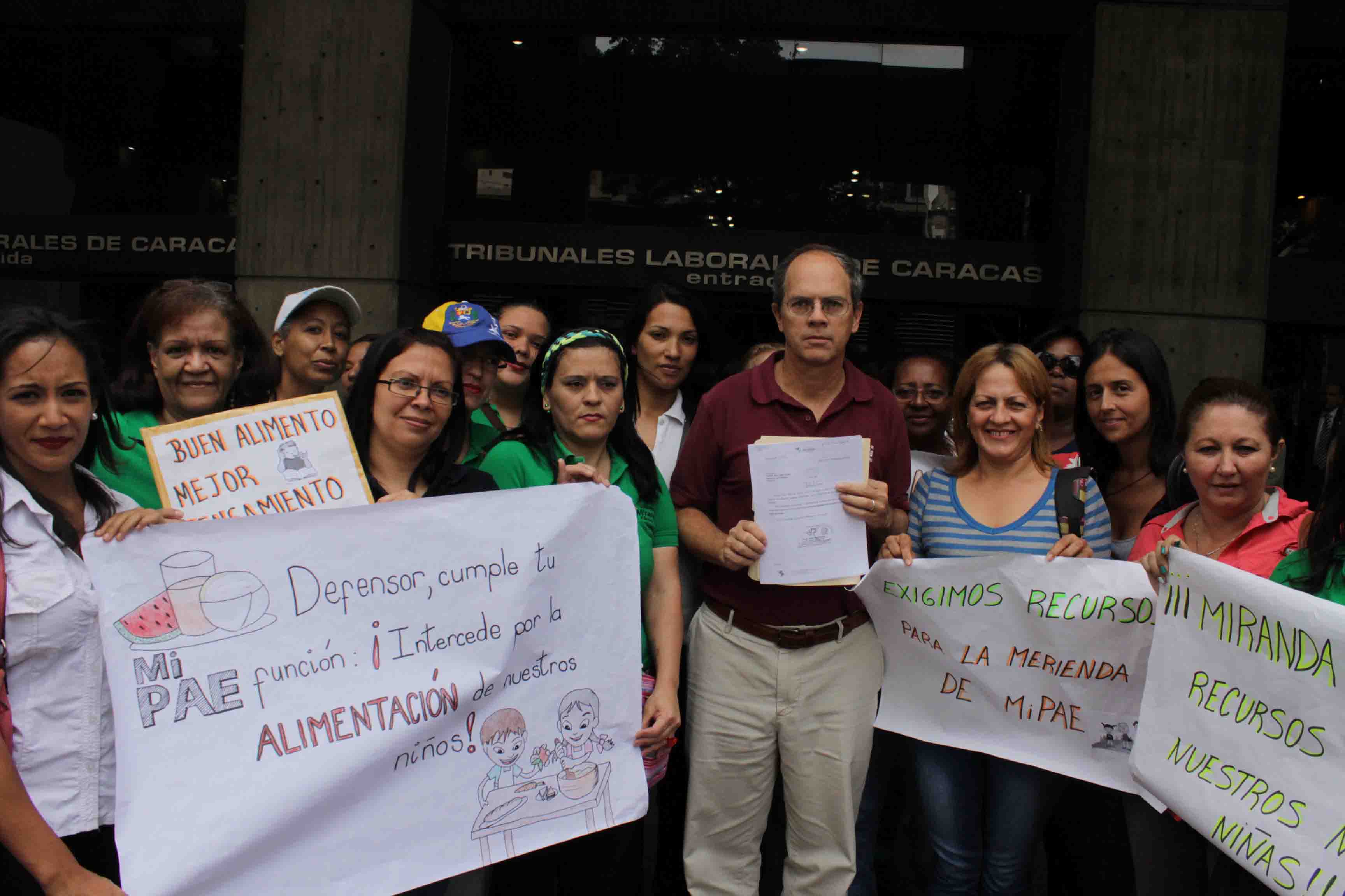 Exigen a Defensoría del Pueblo interceder por alimentación de estudiantes de escuelas de Miranda