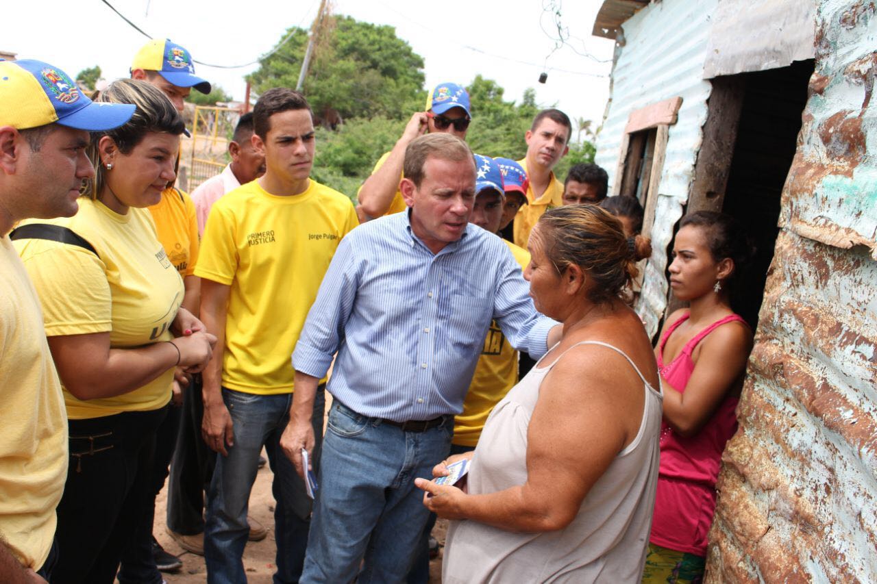 Guanipa: La mayoría de los venezolanos quieren constituir el 20% para el revocatorio