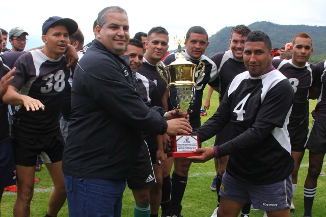 Alcatraz_Campeon_Rugby_2079_CP