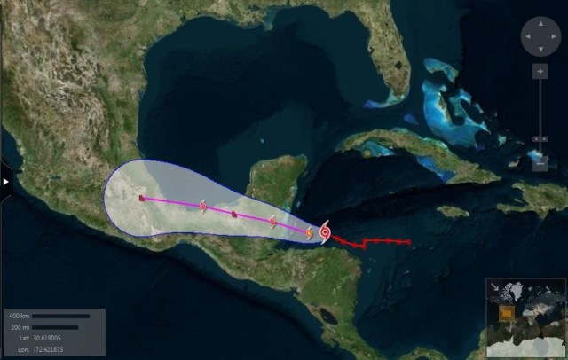 Trayectoria y curso esperado del huracán Earl. 3 de agosto de 2016. La tormenta Earl estaba a punto de convertirse en huracán el miércoles en aguas del mar Caribe rumbo a las costas de Belice y México, a donde llegará la madrugada del jueves con fuertes vientos y lluvias torrenciales. Thomson Reuters Eikon/Interactive Map