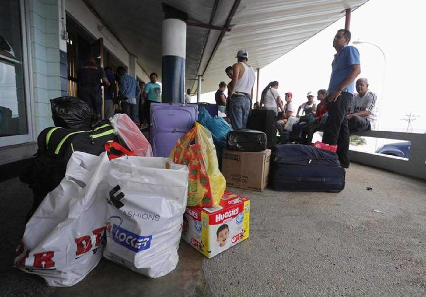 Balseros venezolanos huyen a islas del Caribe: “El país te lleva a pensar en salir como sea”