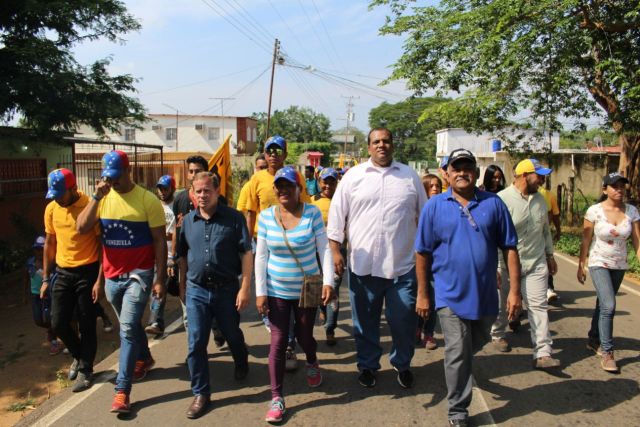 Juan Pablo Guanipa, diputado AN, recorre Pueblo a Pueblo el municipio Cabimas 1 (2)