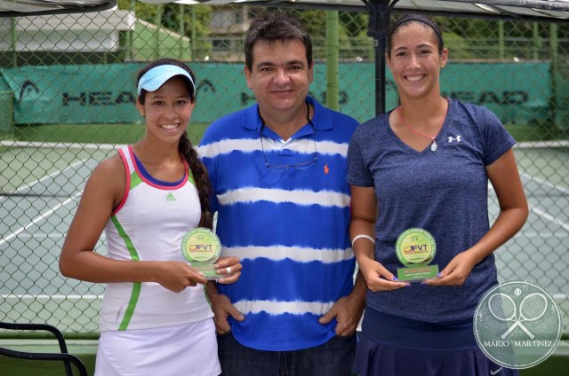 Campeonas Ana Castillo y Maria Linares