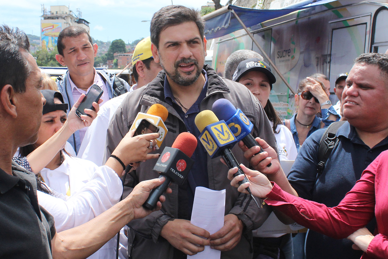 Ocariz: Vamos a llevar ambulatorios rodantes por todo el Municipio Sucre