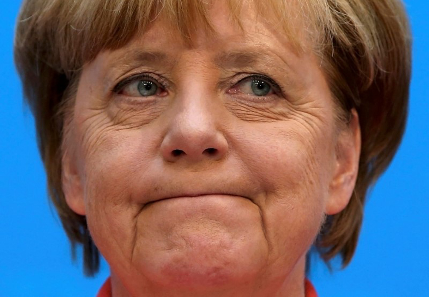 Socialdemócratas alemanes aventajan a Merkel por primera vez en diez años