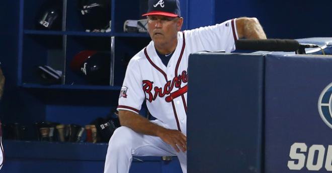 Brian Snitker se queda como manager de los Bravos de Atlanta