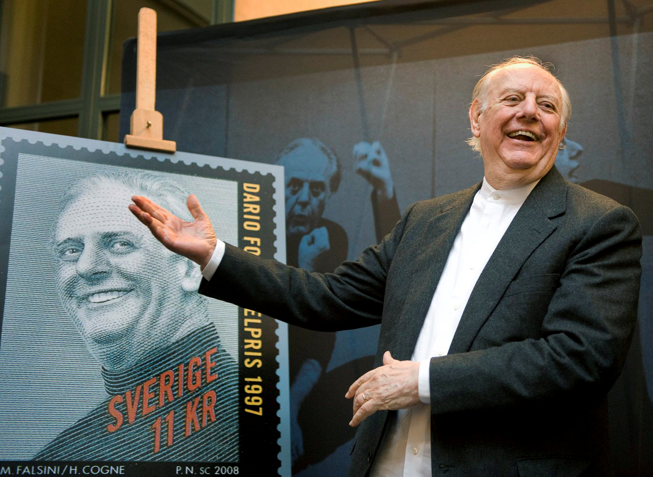 Instalan la capilla ardiente de Dario Fo en el Piccolo Teatro Strehler en Milán