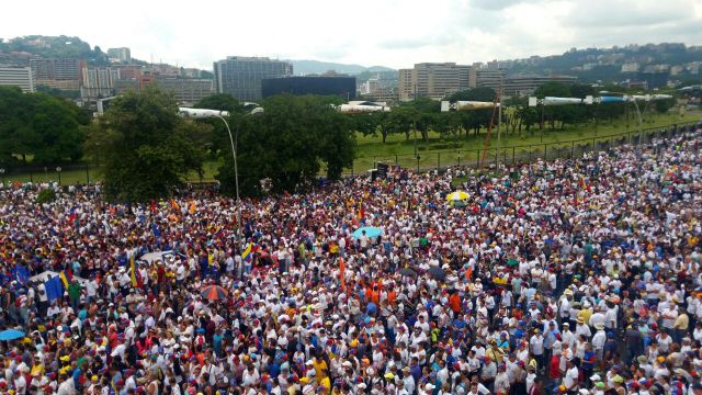 toma caracas3