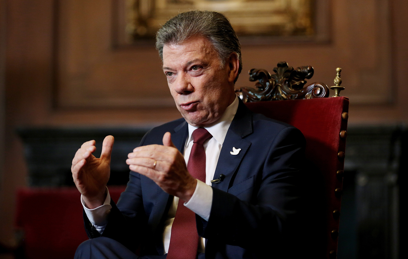 Santos: Maduro ordenó retiro de militares venezolanos de territorio colombiano