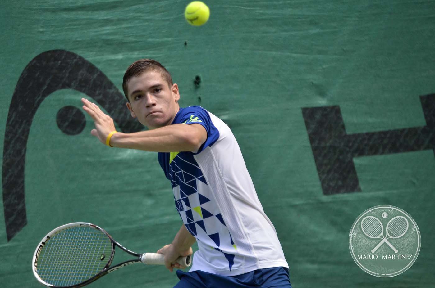 Tenistas en lucha por el VII Nacional Abierto (Fotos)