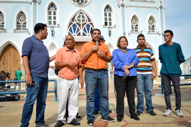 ASAMBLEA EN SANTA LUCÍA 10.11 (2)