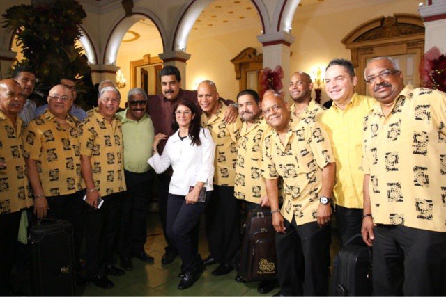 Maduro celebró su cumpleaños con el Gran Combo de Puerto Rico